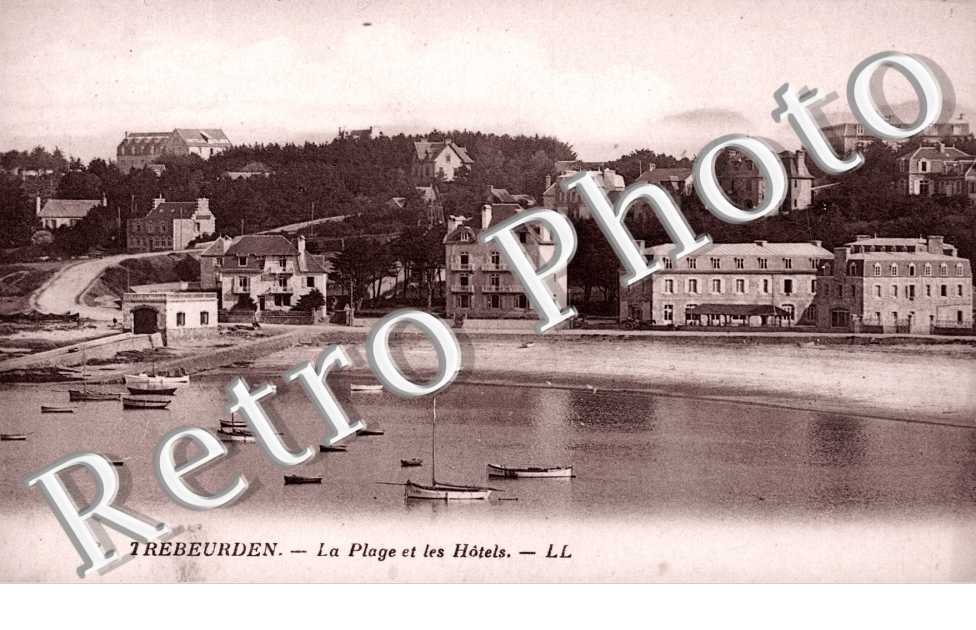 La plage et les Hotels