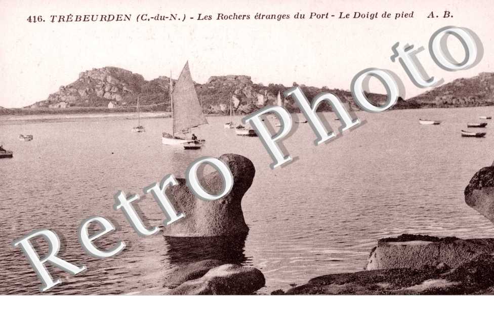 les rochers etranges du port Le doigt de pied