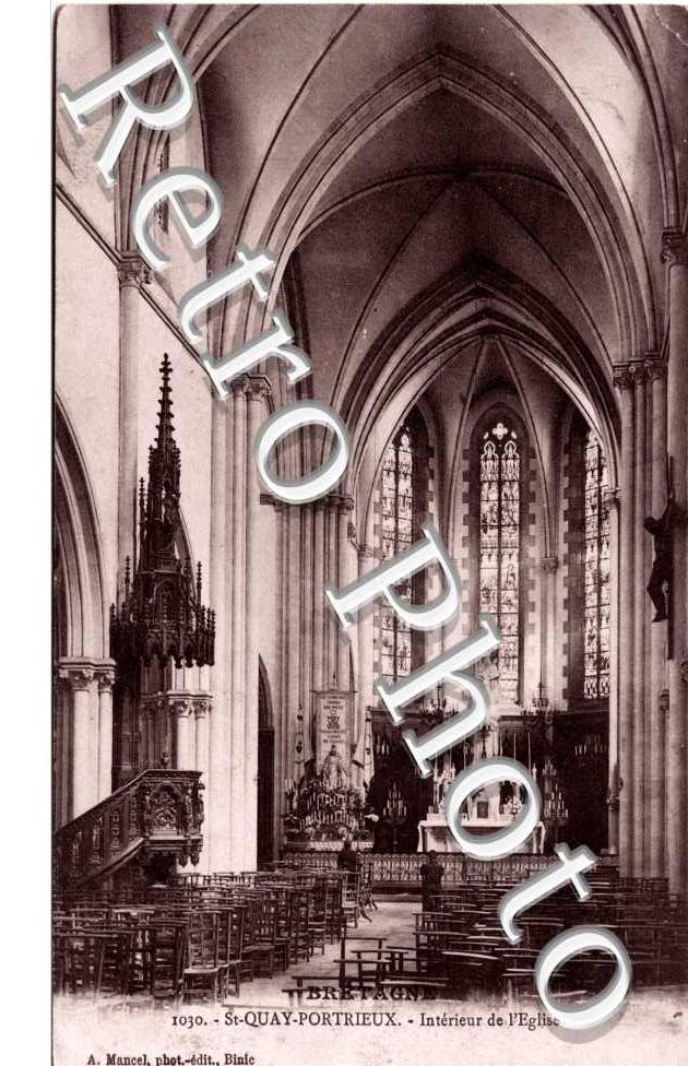 Interieur de l'Eglise