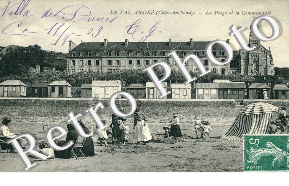 La Plage et la Communaute