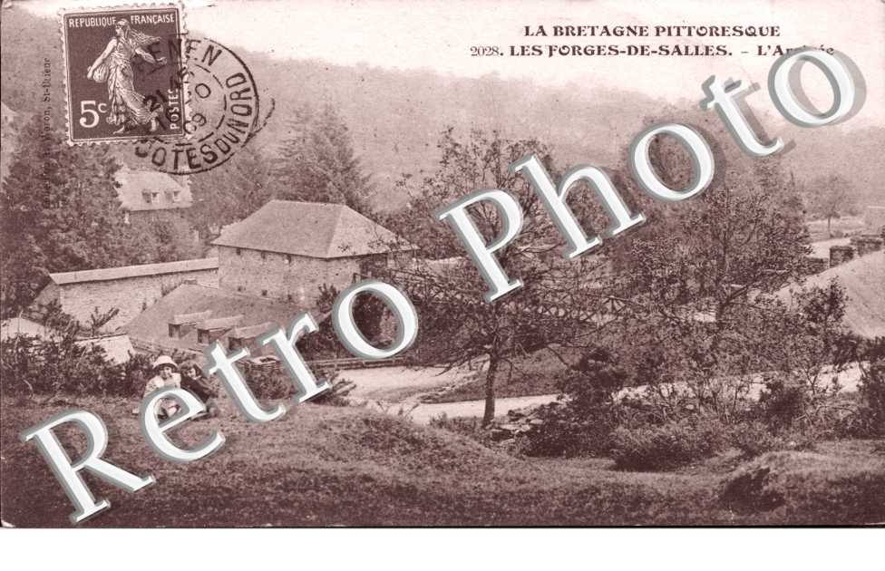 Les Forges de Salles - l&#039;arrivee