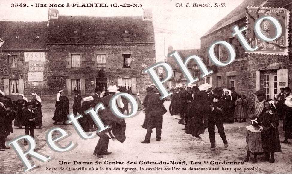 Une Noce, Danse, Les Guedennes