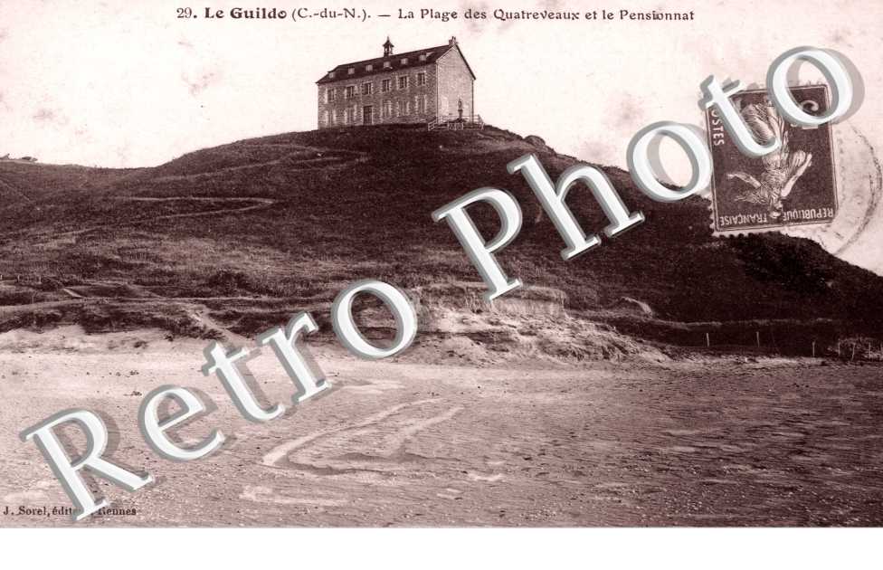 Plage des Quatreveaux et le pensionnat