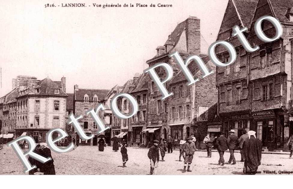 Vue generale de la Place du Centre