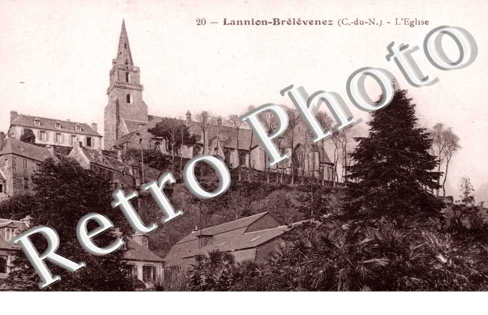 BRELEVENEZ L&#039;Eglise