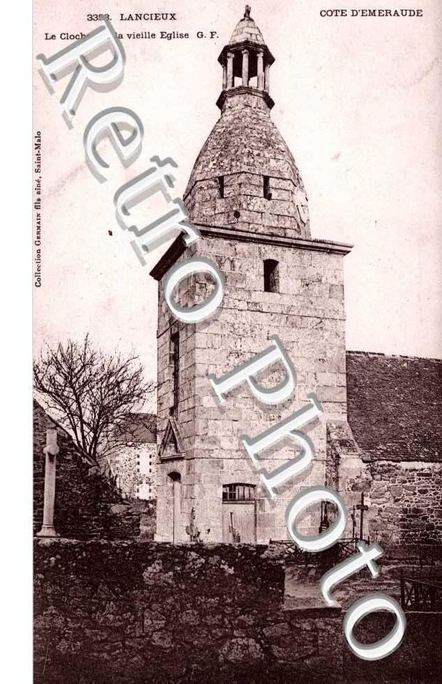 Le Clocher de la vieille Eglise