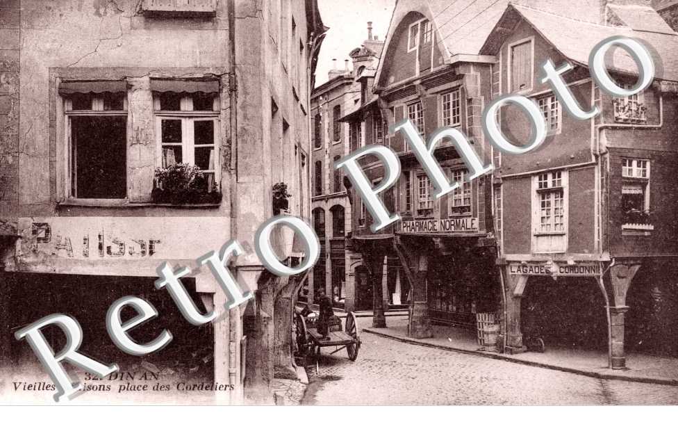 Vieilles Maisons Place des Cordeliers