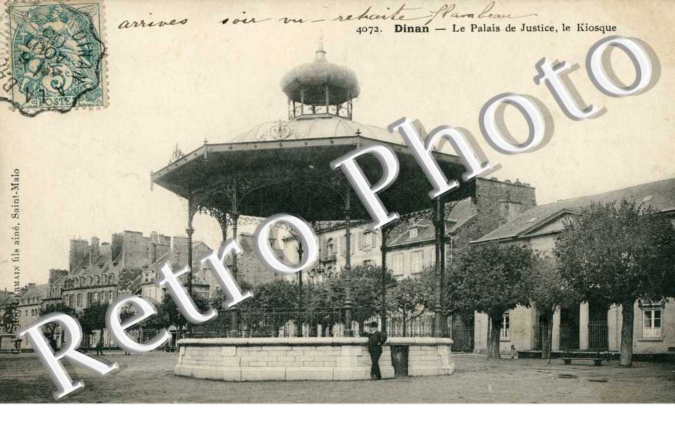 Le Palais de Justice et le Kiosque