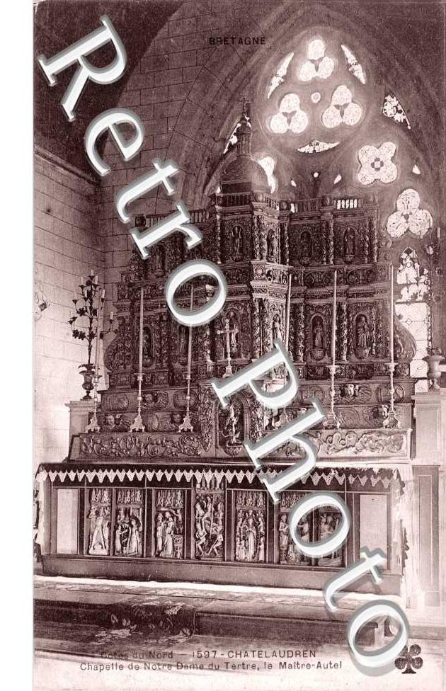 Interieur de la Chapelle Notre Dame Du Tertre