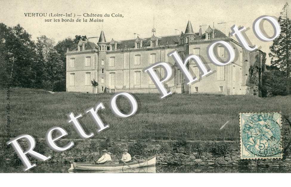 Chateau du Coin sur les bords de la maine