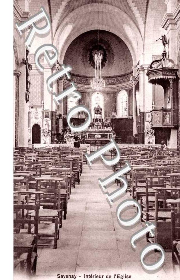 Interieur de l'eglise