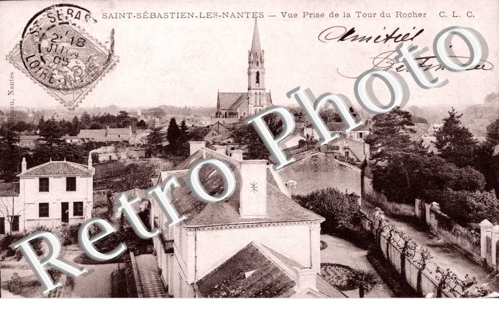 vue prise de la tour du rocher