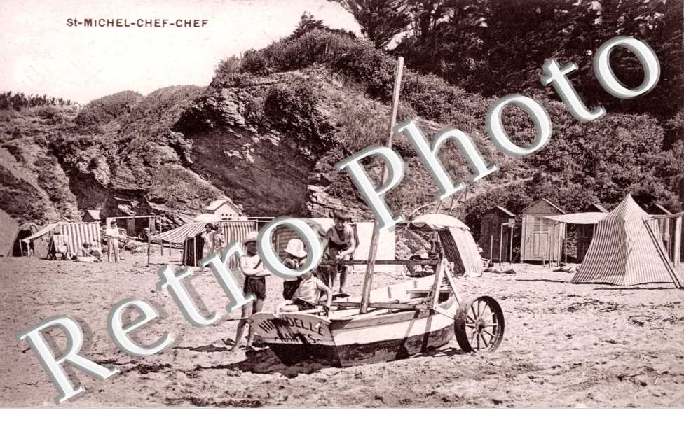 Enfants jouant sur la Plage