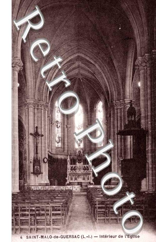 Interieur de l'eglise