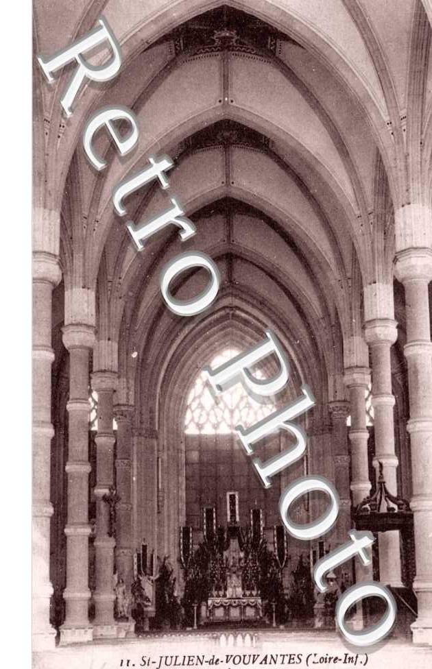 intérieur de l&#039;église 
