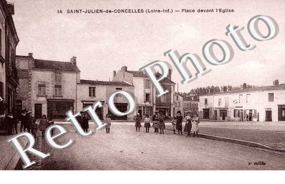 place devant l&#039;eglise