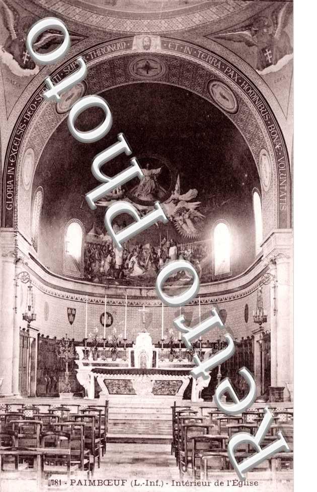 Interieur de l'eglise