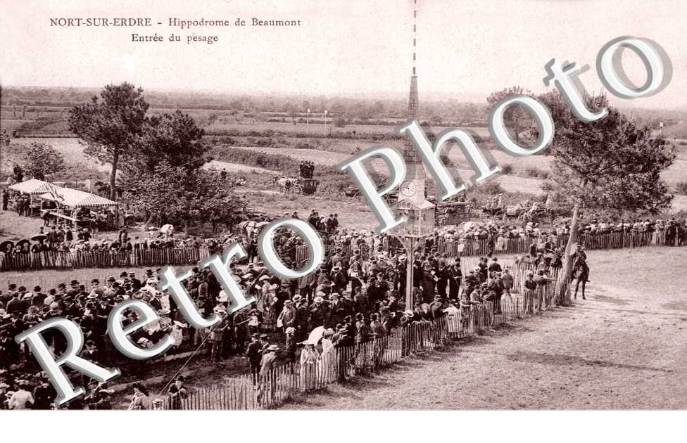 Hippodrome de Beaumont Entree du pesage