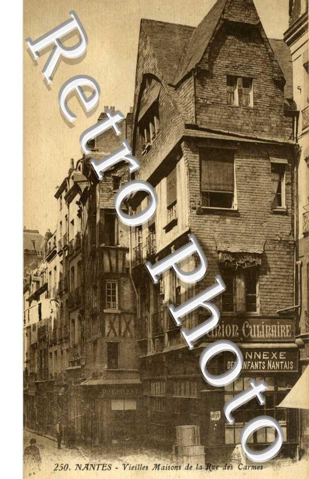 vieilles maisons de la rue des Carmes