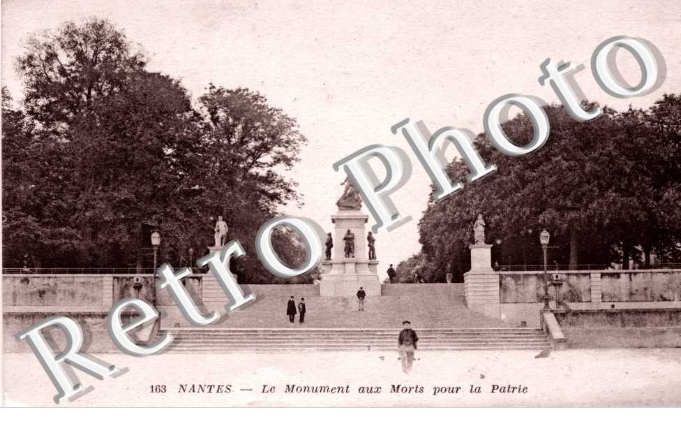 Le monument aux morts pour la patrie