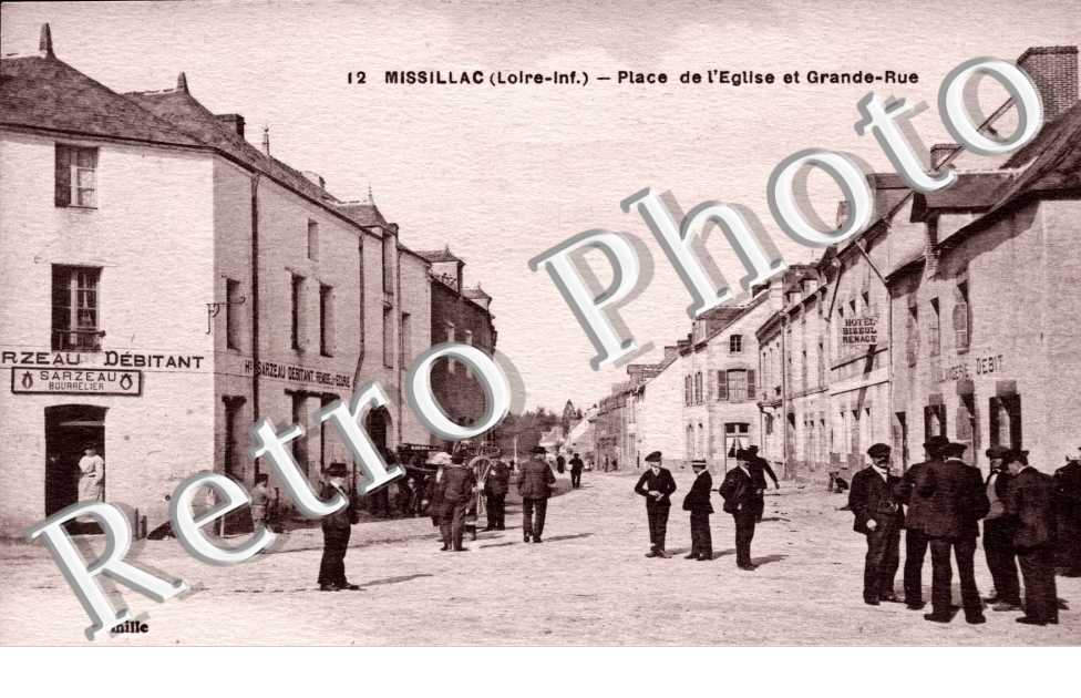 Place de l&#039;eglise et grande rue