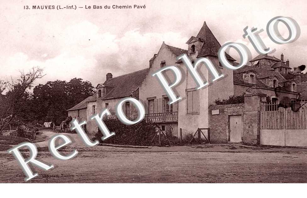 Le bas du chemin pave