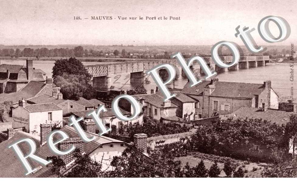 vue sur le port et le pont