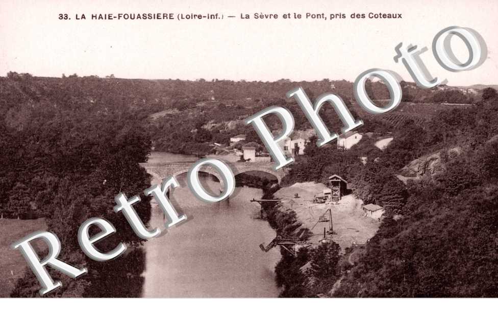 La Haie-Fouassiere -  La Sevre et le pont