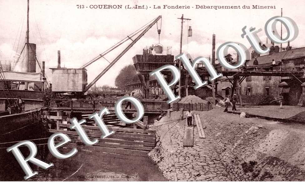 la fonderie, debarquement du minerai