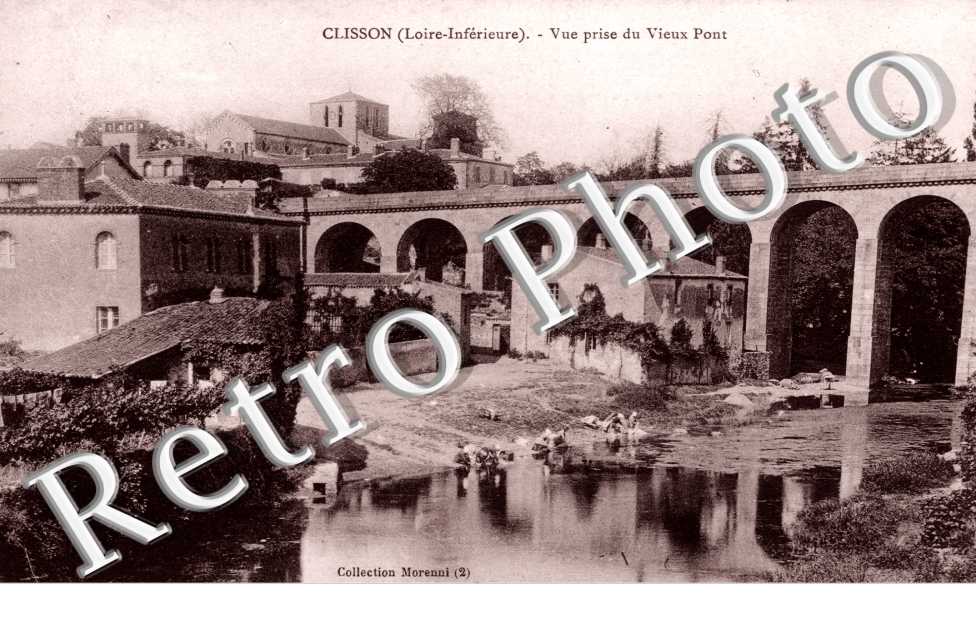 Vue prise du Vieux Pont