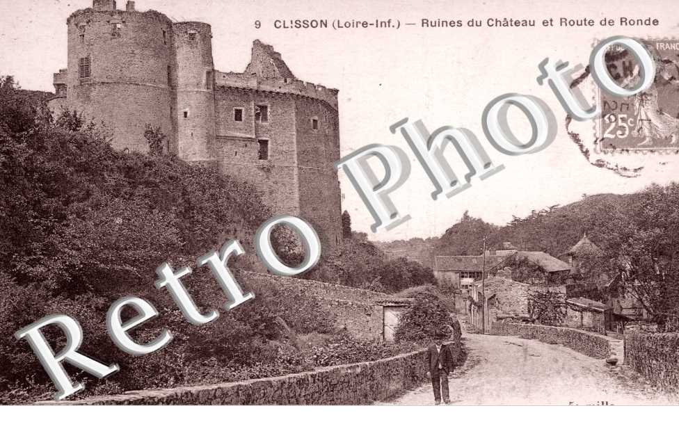 Ruines du Chateau et Route de Ronde