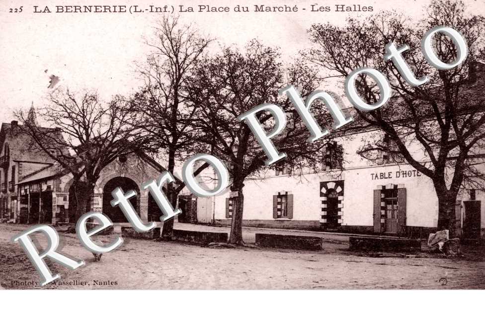 La Place du Marche, les Halles