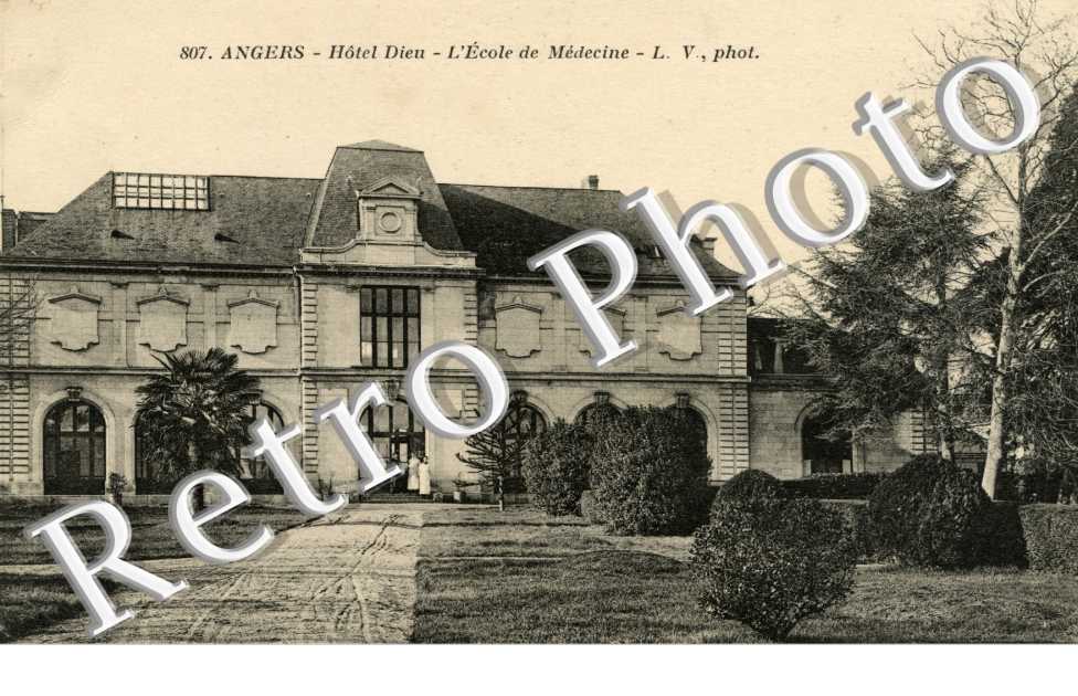 Hotel Dieu - L'ecole de Medecine