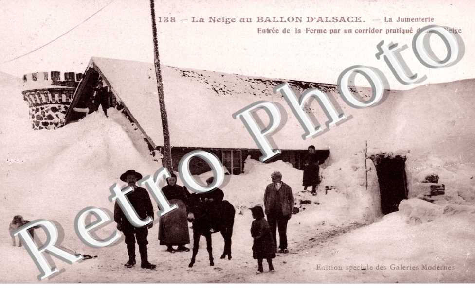 La Jumenterie, Entree de la Ferme par un corridor