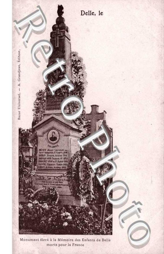 Monument eleve a la Memoire des Enfants morts pour la France