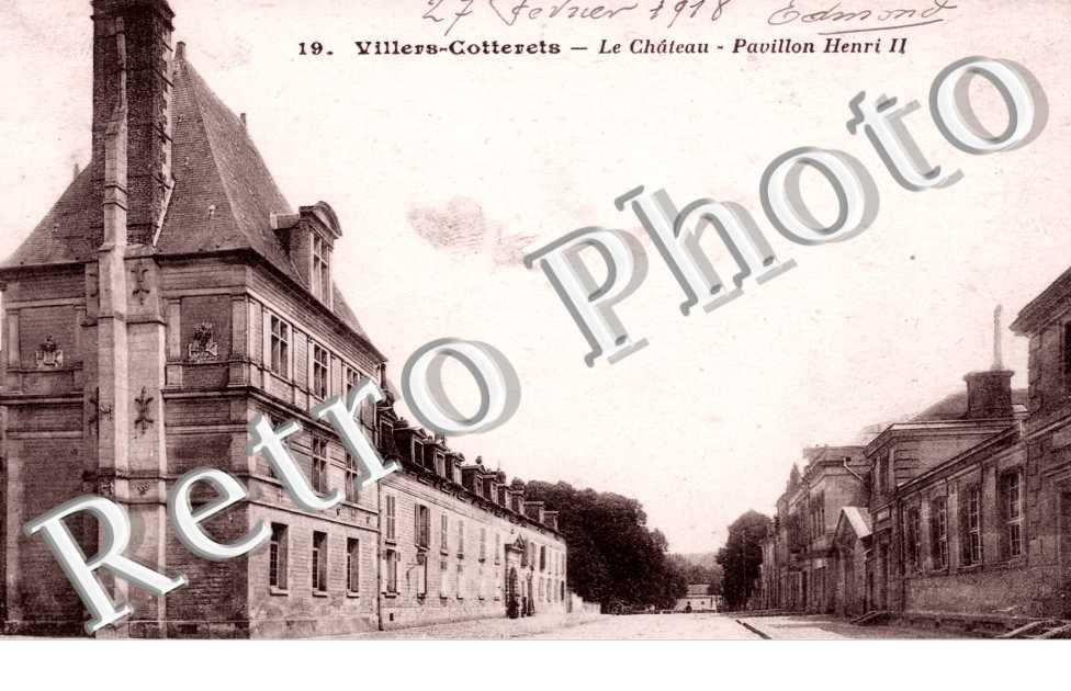 Le chateau - pavillon Henri II
