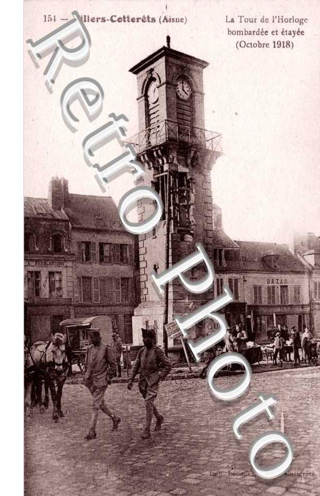La tour de l&#039;horloge bombardee et etayee octobre 1918