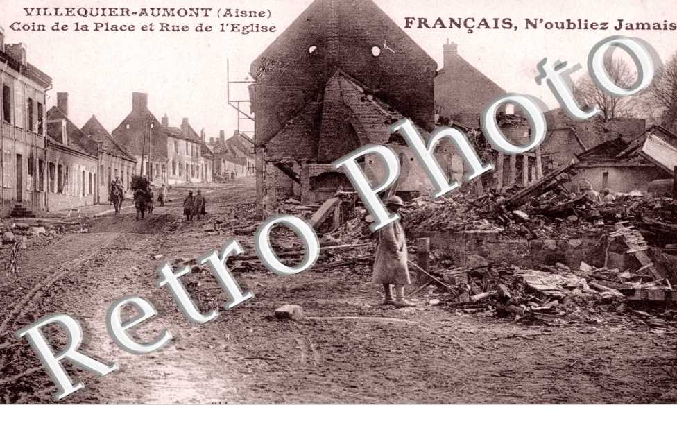 Coin de la place et rue de l&#039;Eglise - Francais n&#039;oubliez Jamais !