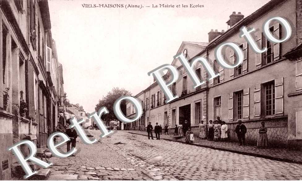 la Mairie et les Ecoles
