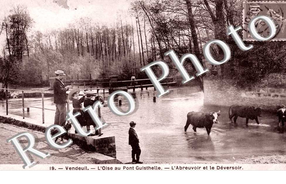 l&#039;abreuvoir et le Deversoir