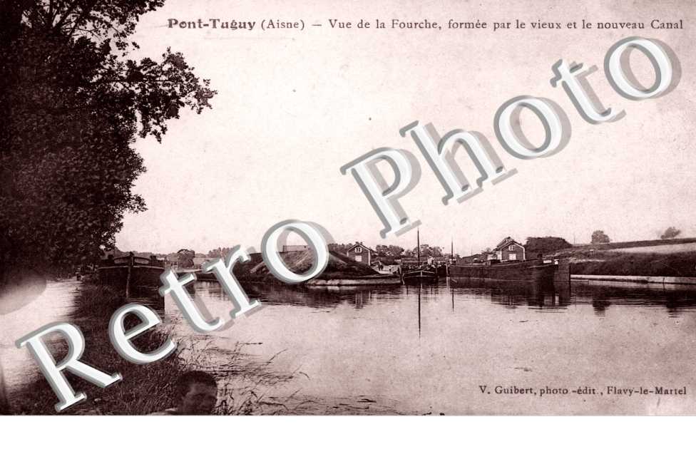 Vue de la Fourche, formee par le vieux et le nouveau canal