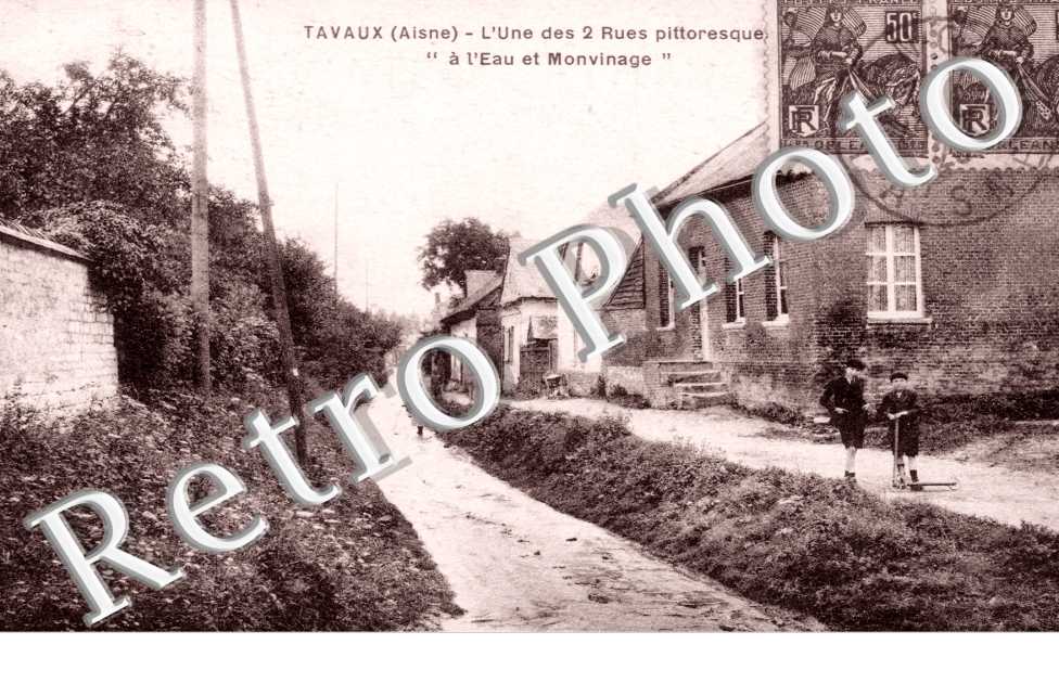 l&#039;une des Deux Rues Pittoresques "a l&#039;Eau et Monvinage"