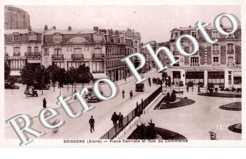 Place Centrale et Rue du Commerce