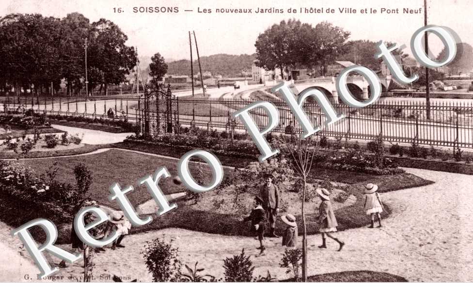 Nouveaux Jardins de l&#039;Hotel de Ville et le Pont Neuf