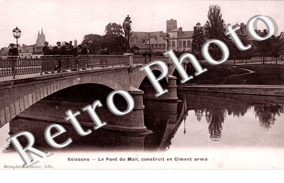 Le pont du Mail