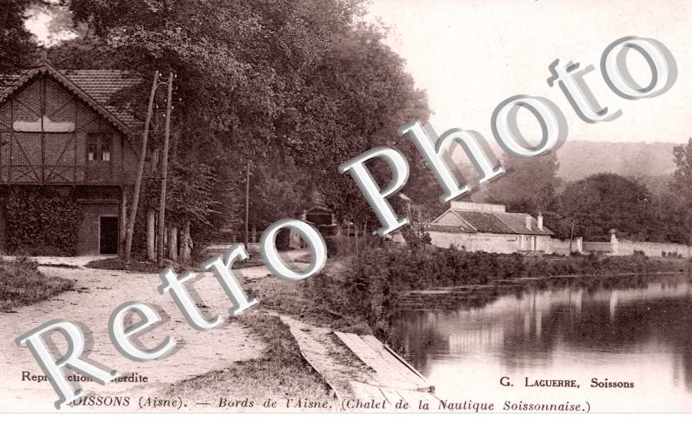 Bords de l&#039;Aisne Chalet de la Nautique Soissonnaise