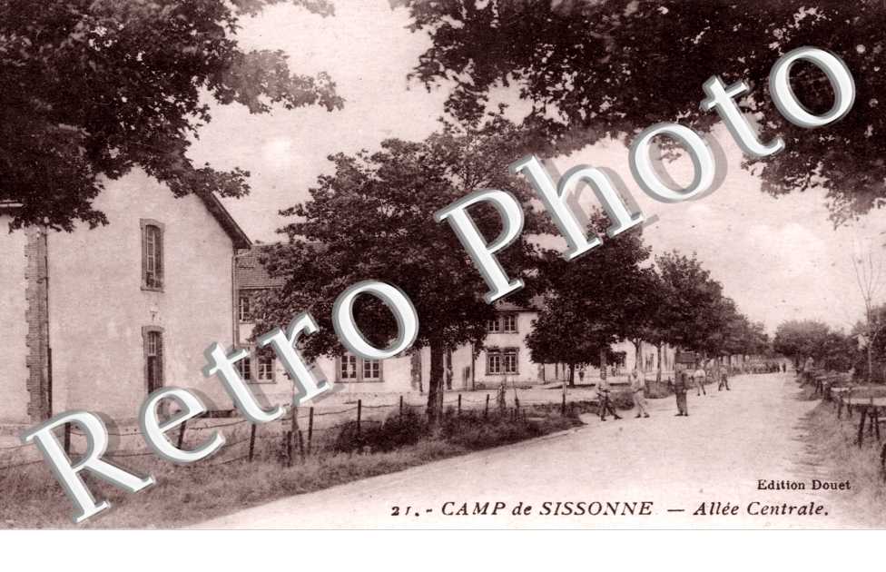 Le Camp, Allee Centrale