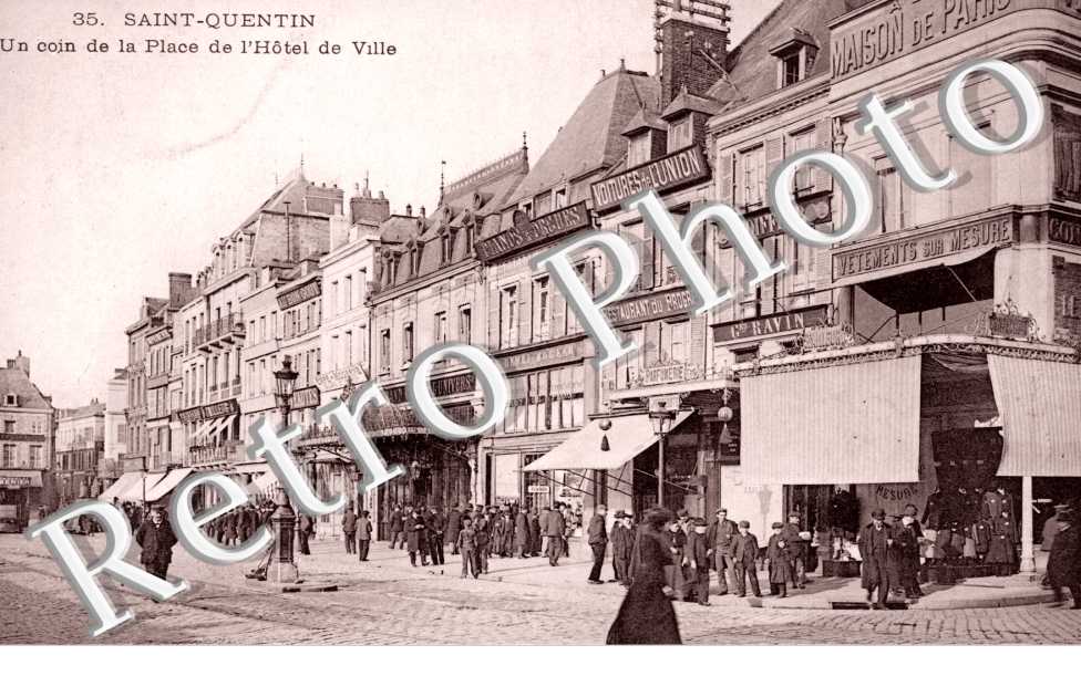 Place de l&#039;Hotel de Ville