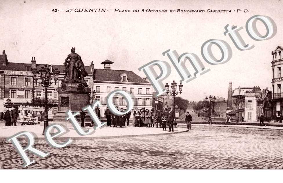 Place du 8 Octobre et Boulevard Gambetta