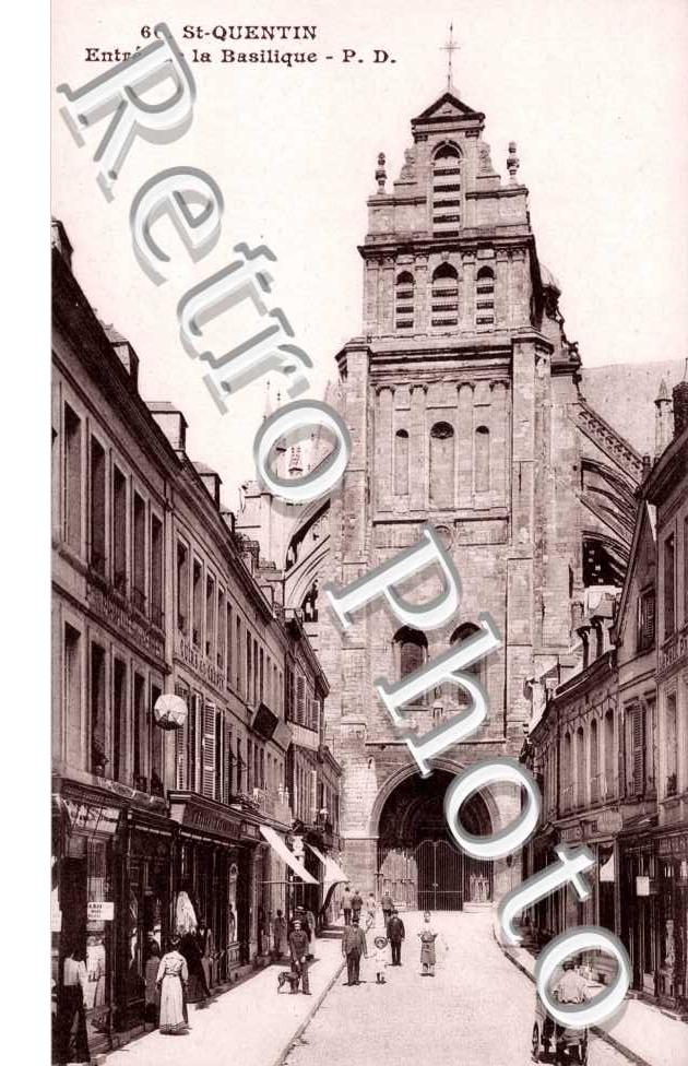 Entree de la Basilique